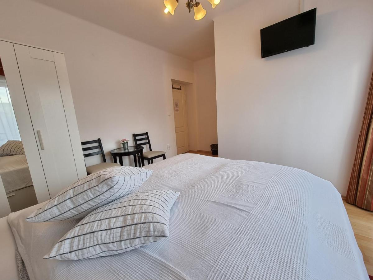 Abigel Vendeghaz Hotel Miskolc Luaran gambar