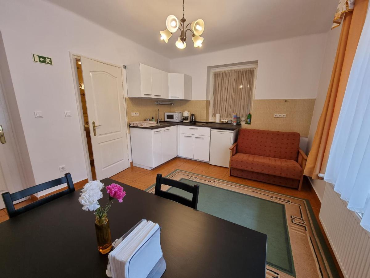 Abigel Vendeghaz Hotel Miskolc Luaran gambar